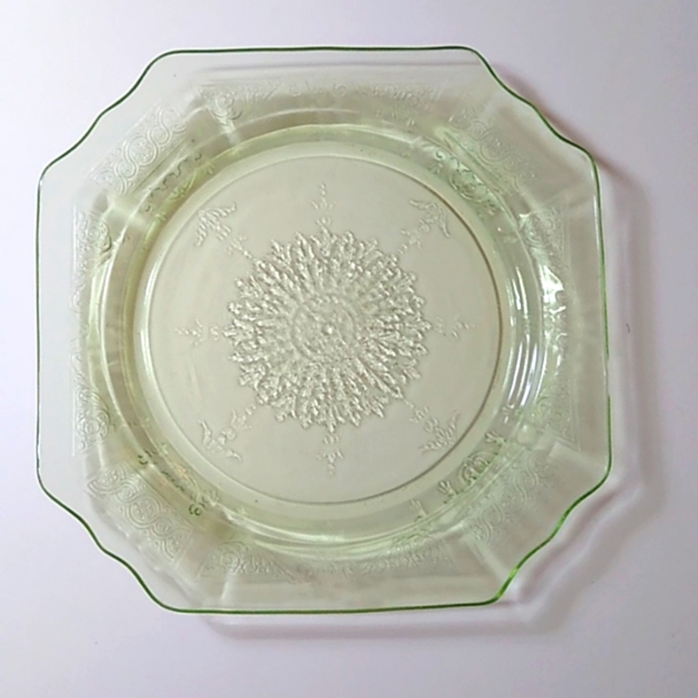 Vintage Green Anchor Hocking Princess Patter 8" Salad Plate